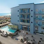 Royal Hotel 3*